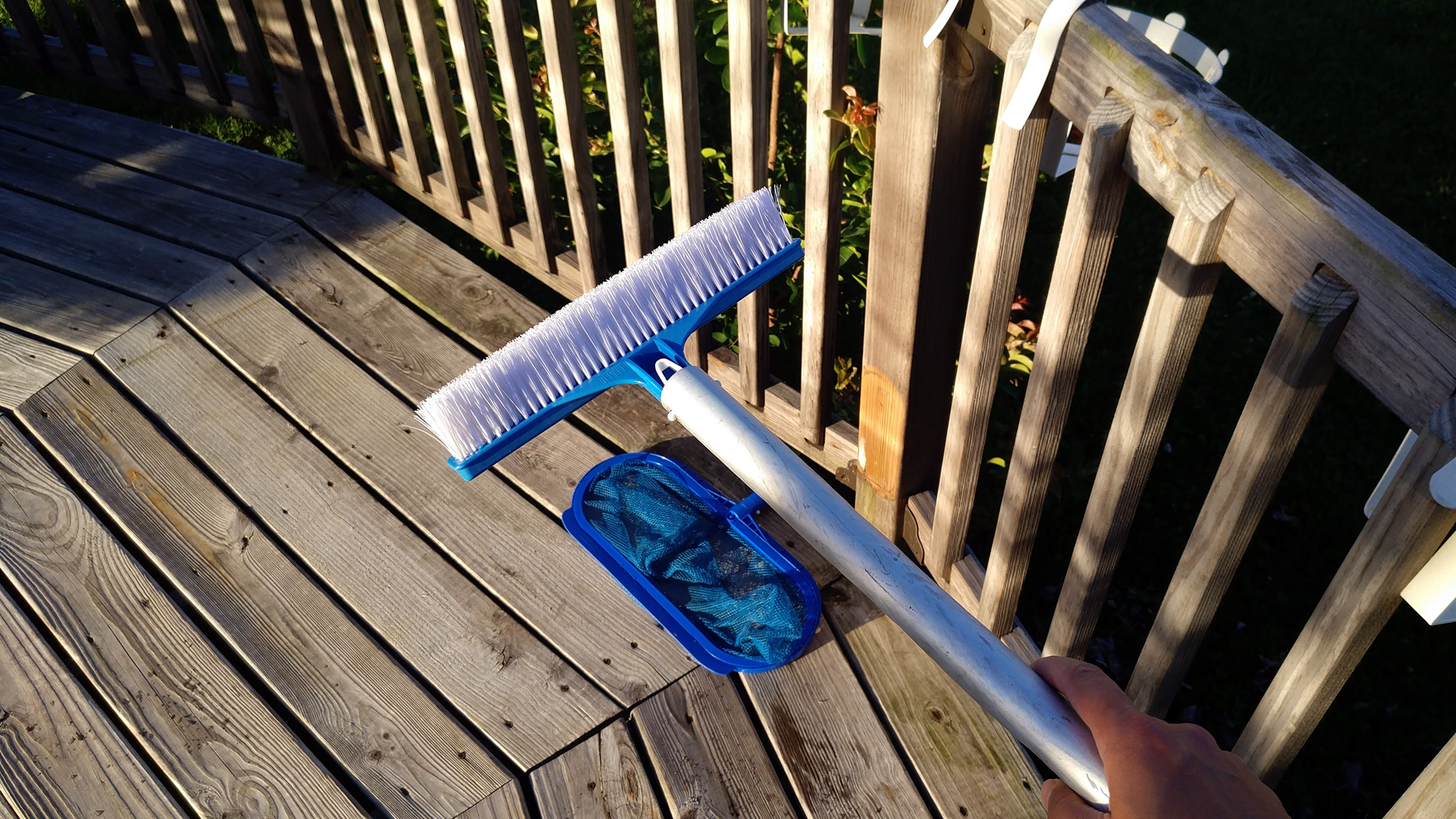 Aboveground Swimming Pool Guide for New Homeowners How to clean this