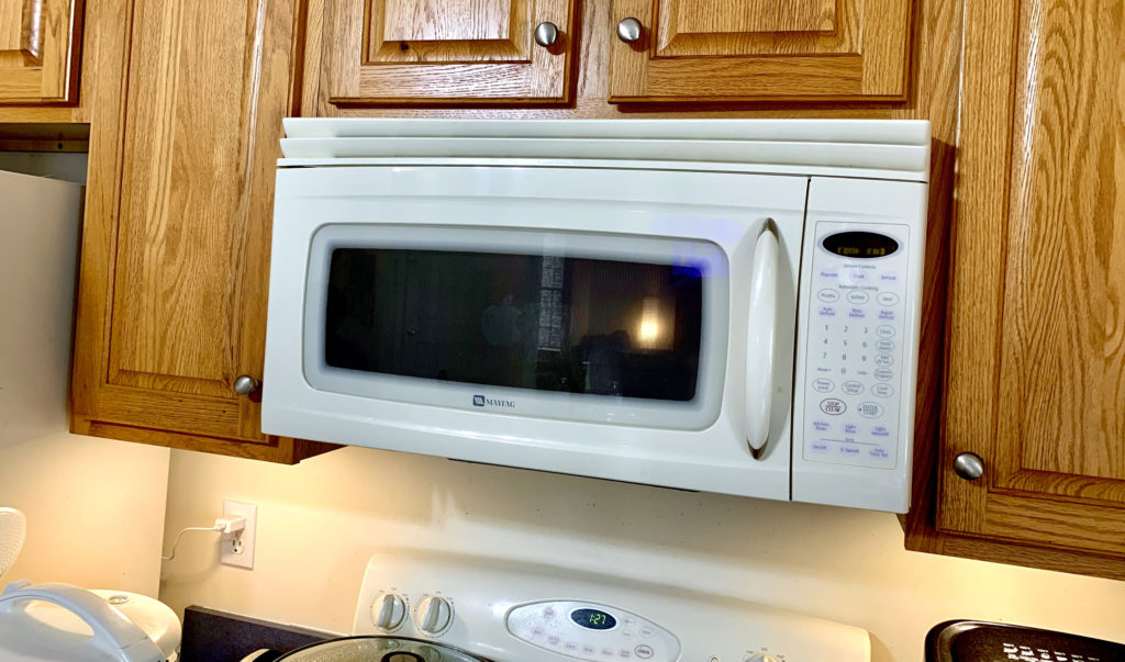 microwave with powerful vent