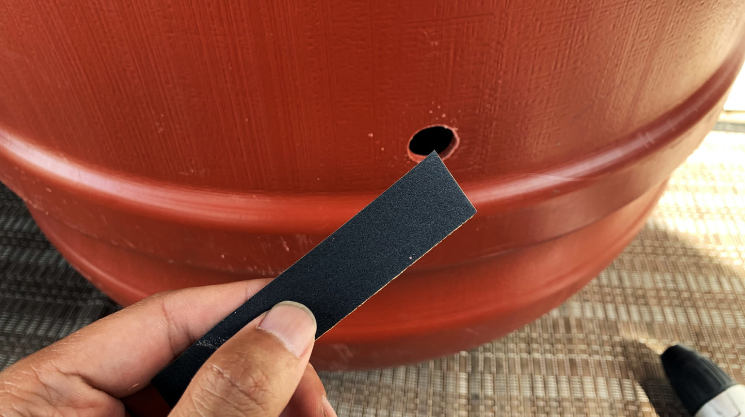 15 Minutes to Make a DIY Rain Barrel with Parts from HomeDepot